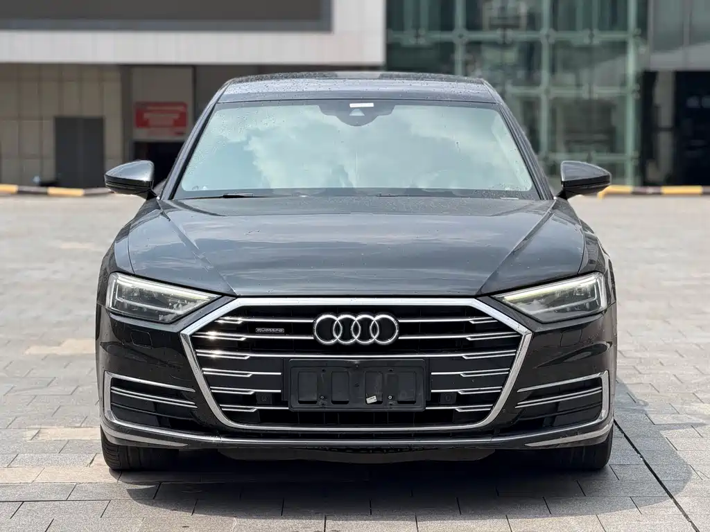 Audi A8 — миниатюра 3