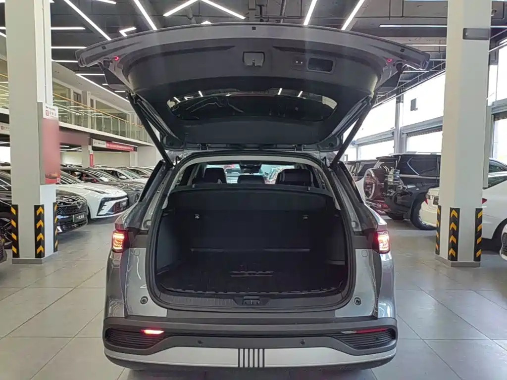 BYD Seal 05 DM-i — миниатюра 19
