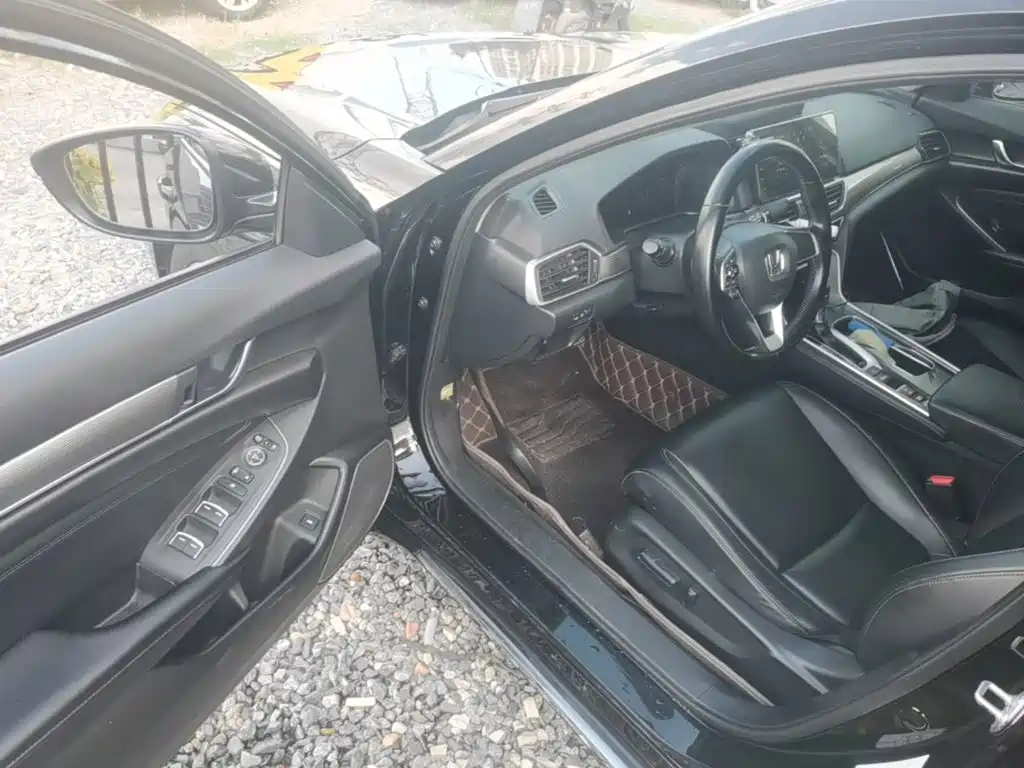 Honda Accord — миниатюра 16