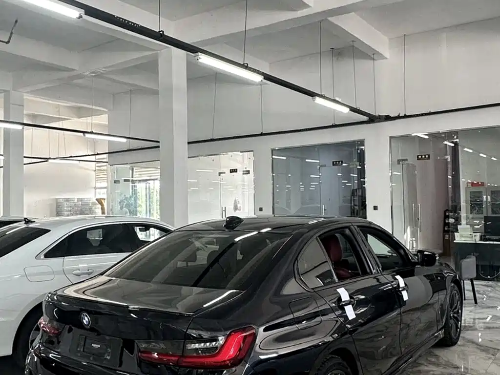 BMW 3 Series — миниатюра 10