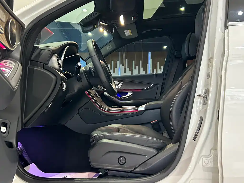 Mercedes-Benz GLC — миниатюра 10