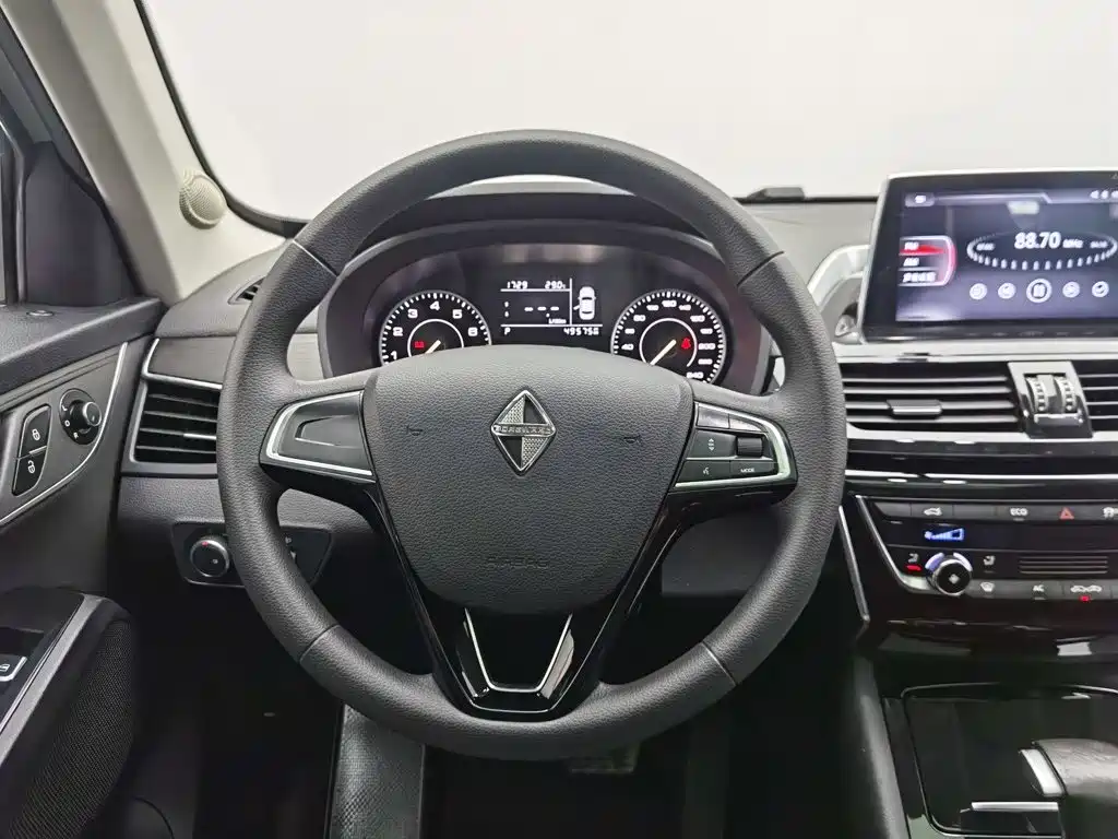 Borgward BX5 — миниатюра 11
