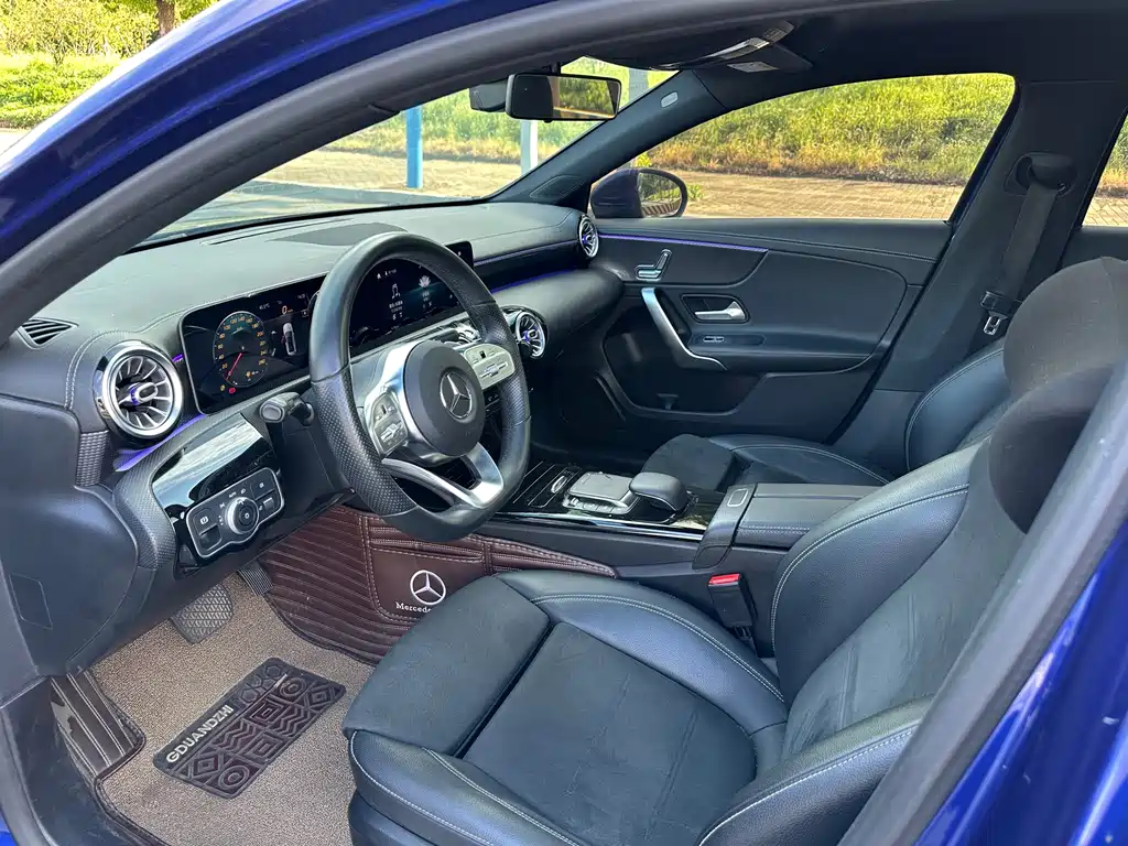 Mercedes-Benz A-Class — миниатюра 8