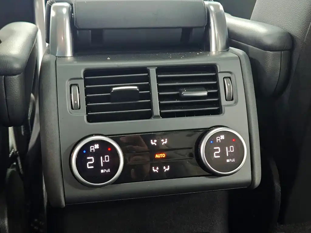 Land Rover Discovery — миниатюра 7