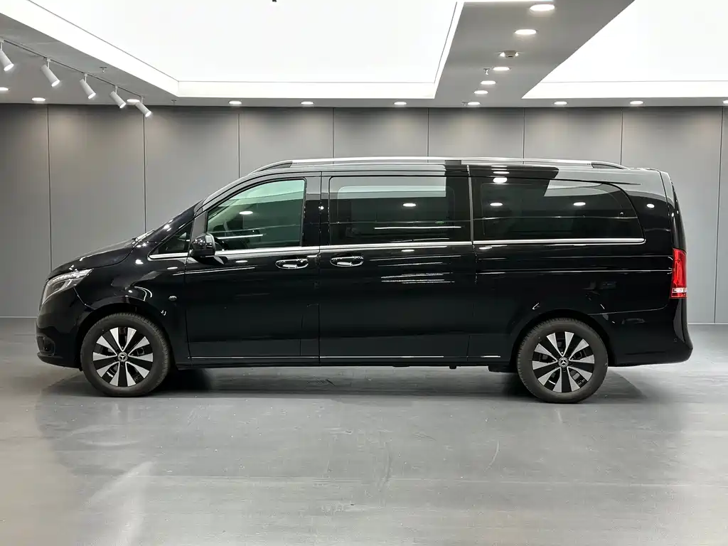 Mercedes-Benz Vito — миниатюра 7