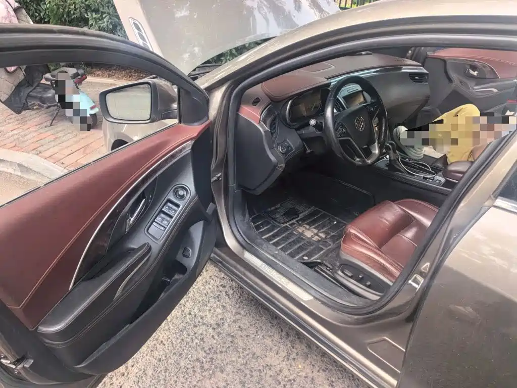 Buick LaCrosse — миниатюра 14