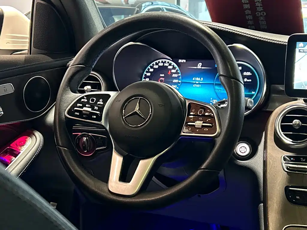 Mercedes-Benz GLC — миниатюра 23
