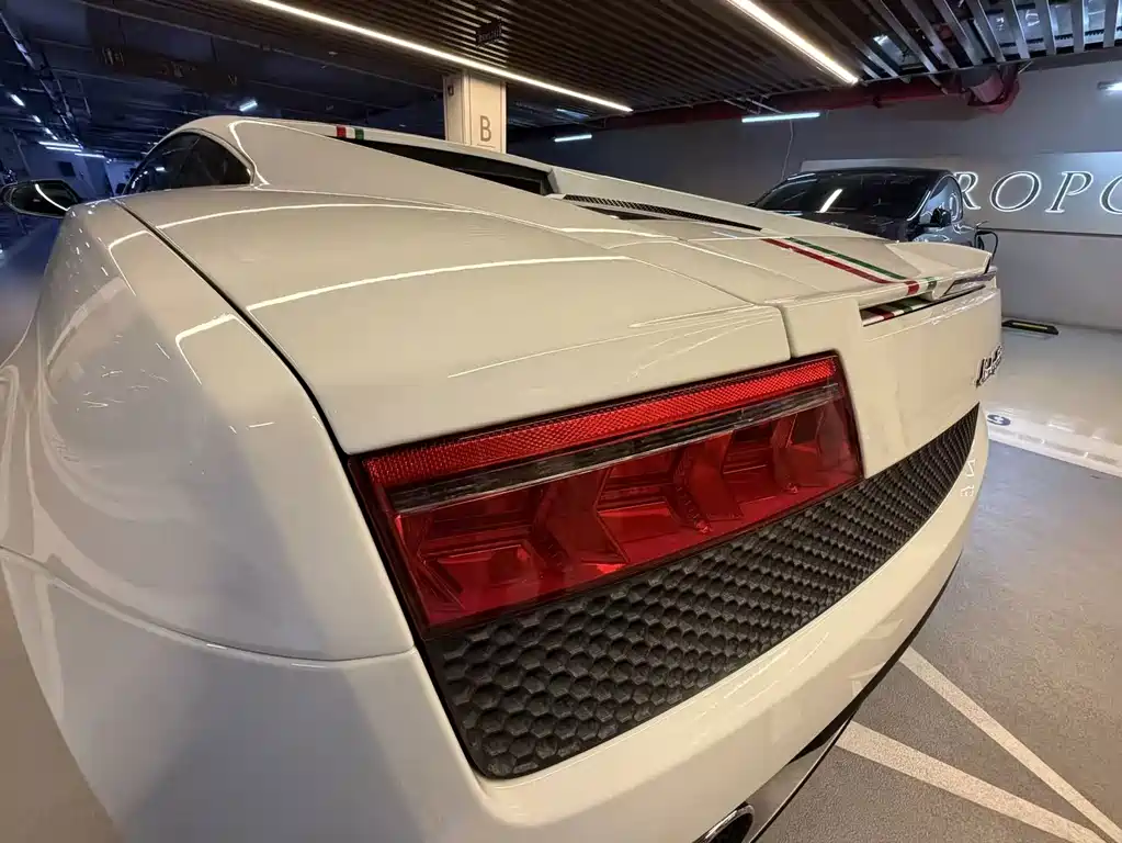 Lamborghini Gallardo — миниатюра 6