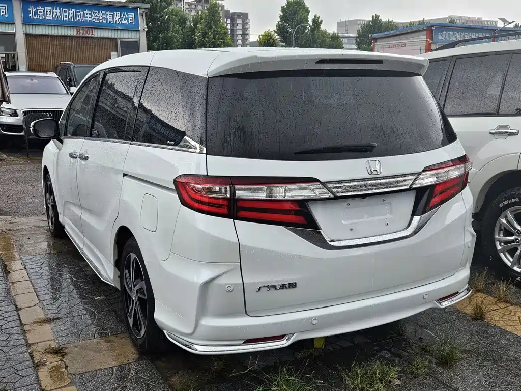 Honda Odyssey — миниатюра 3