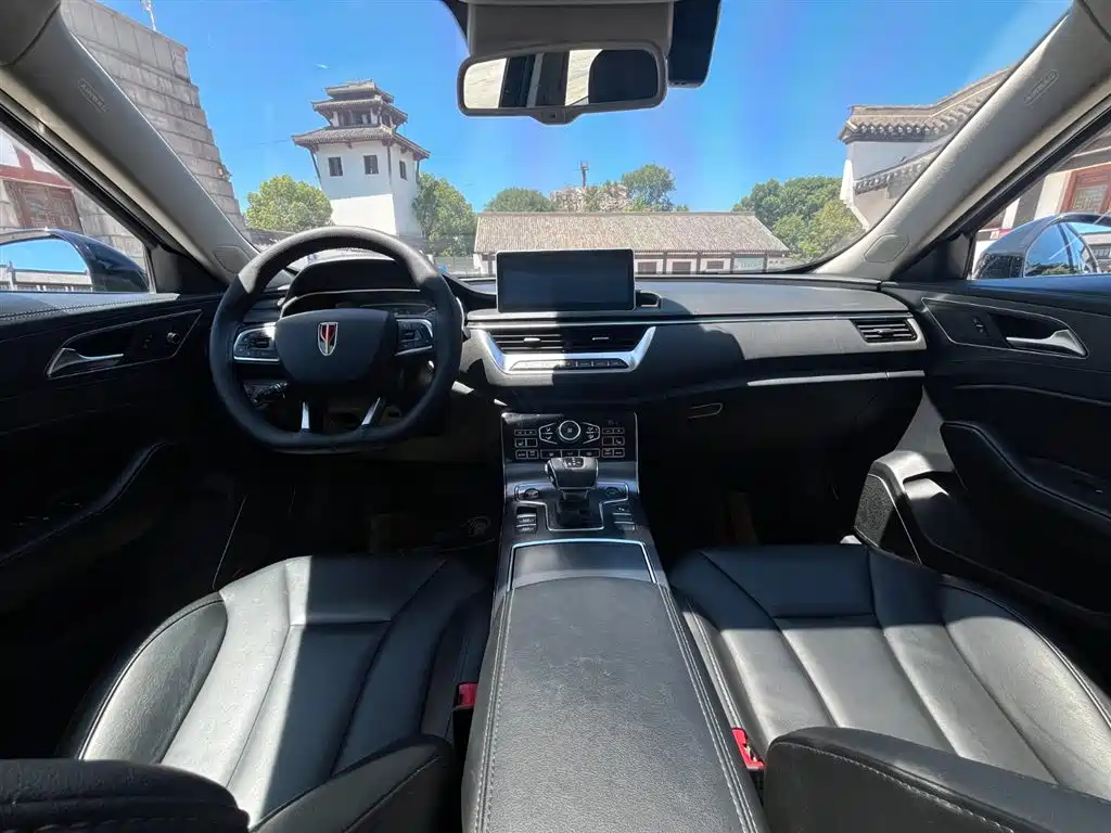RED FLAG HONGQI H5
