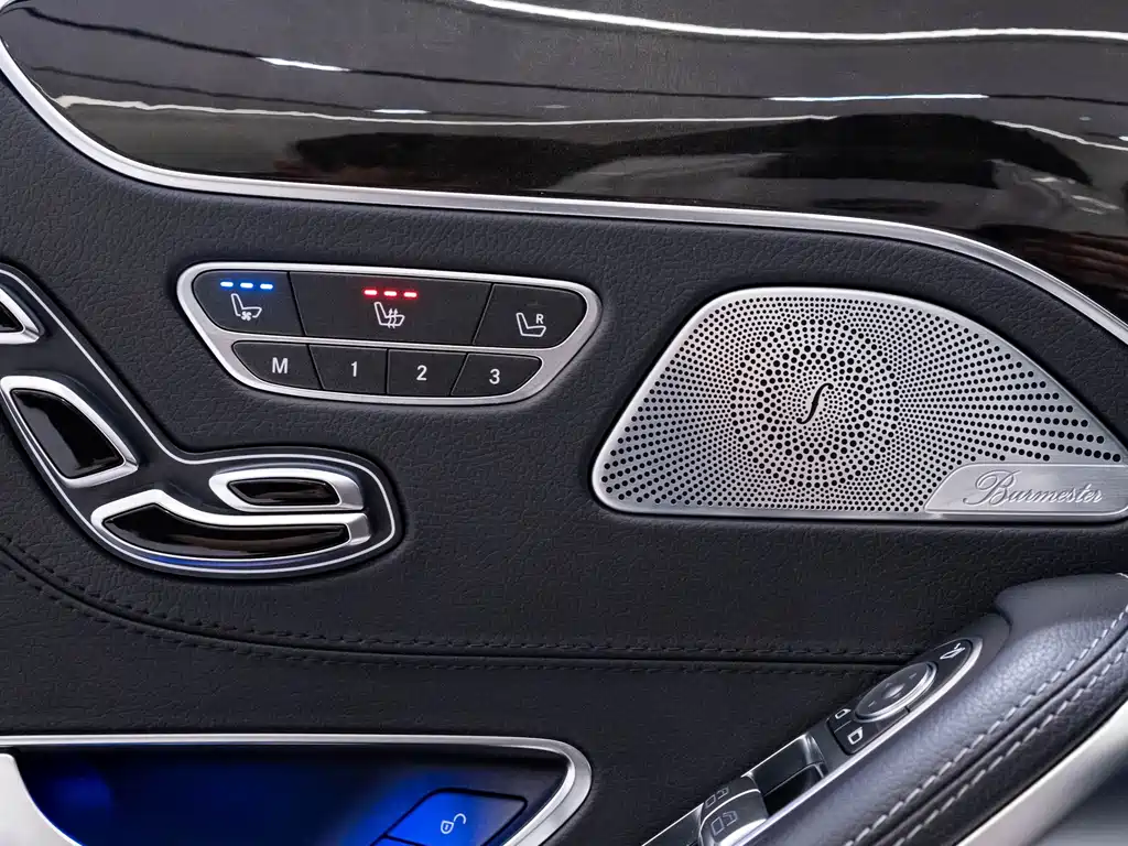 Mercedes-Benz S-Class — миниатюра 12