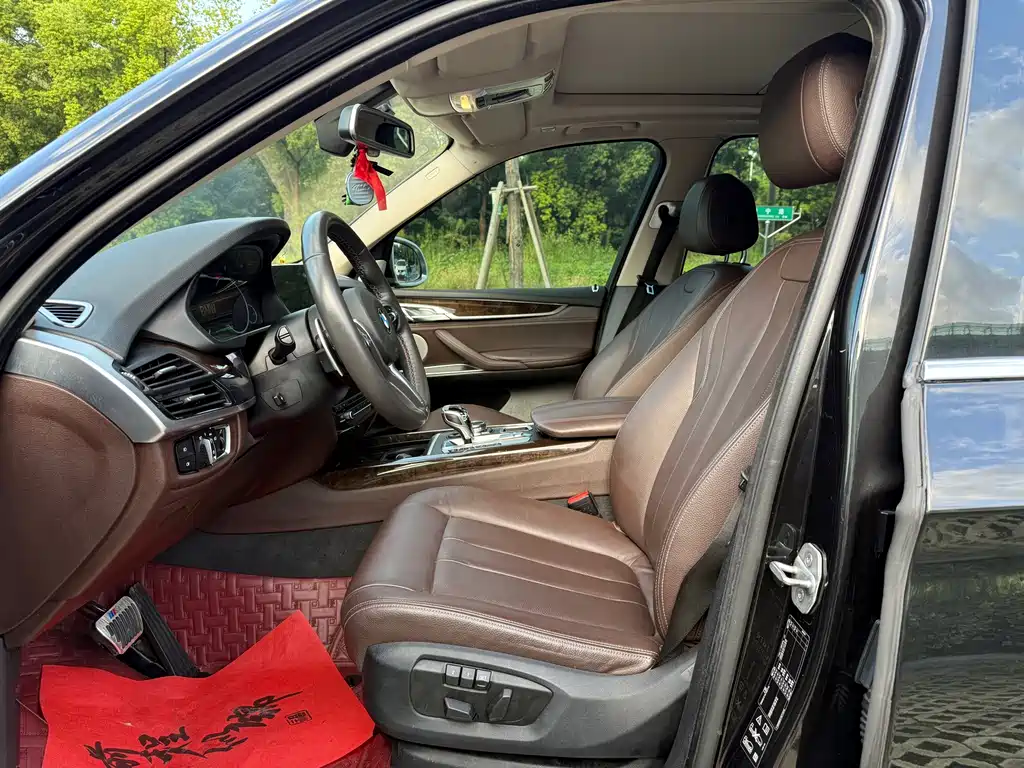BMW X5 (Import) — миниатюра 7