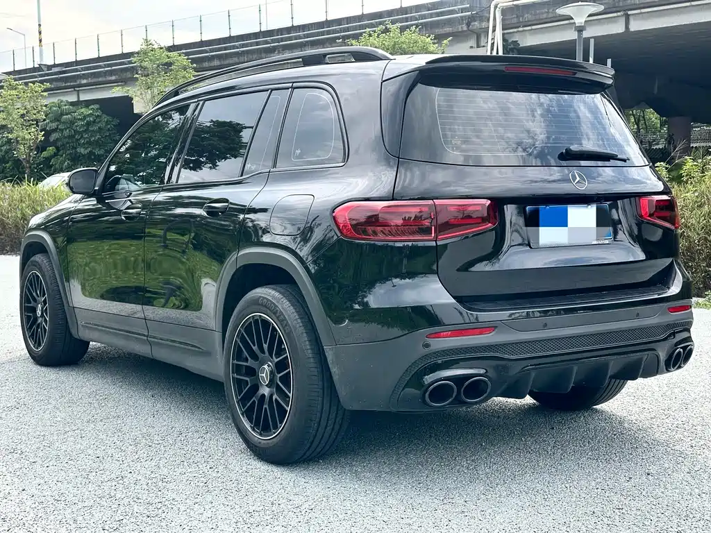 Mercedes-Benz GLB — миниатюра 6