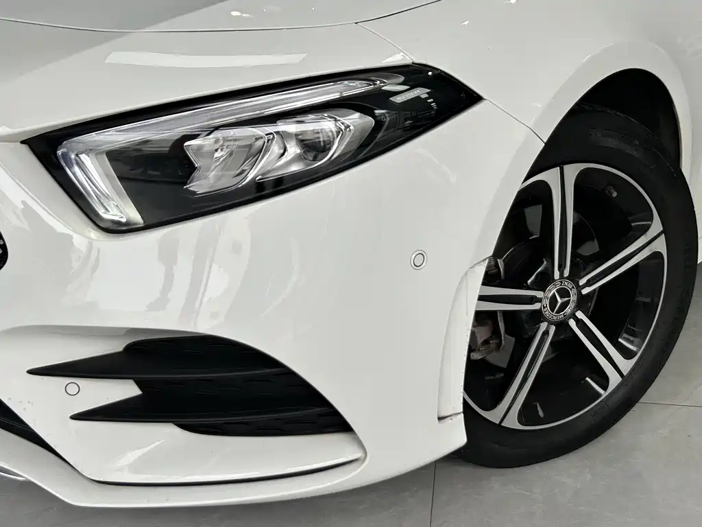 MERCEDES-BENZ A CLASS