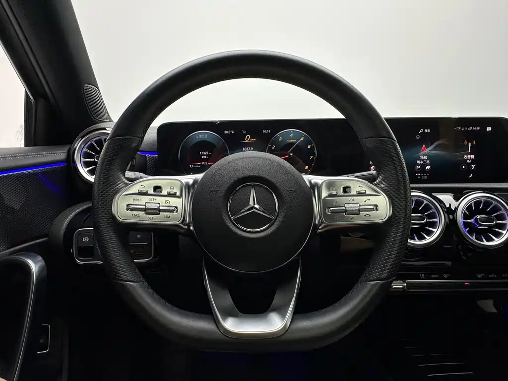 Mercedes-Benz A-Class — миниатюра 18