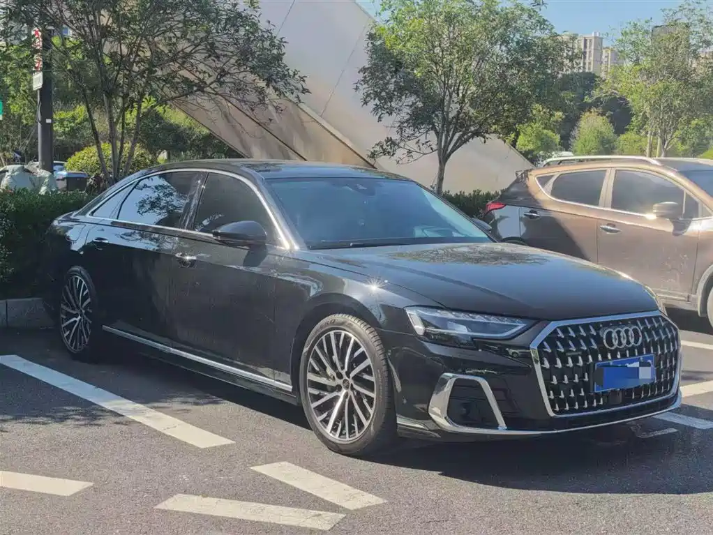 Audi A8 — миниатюра 3