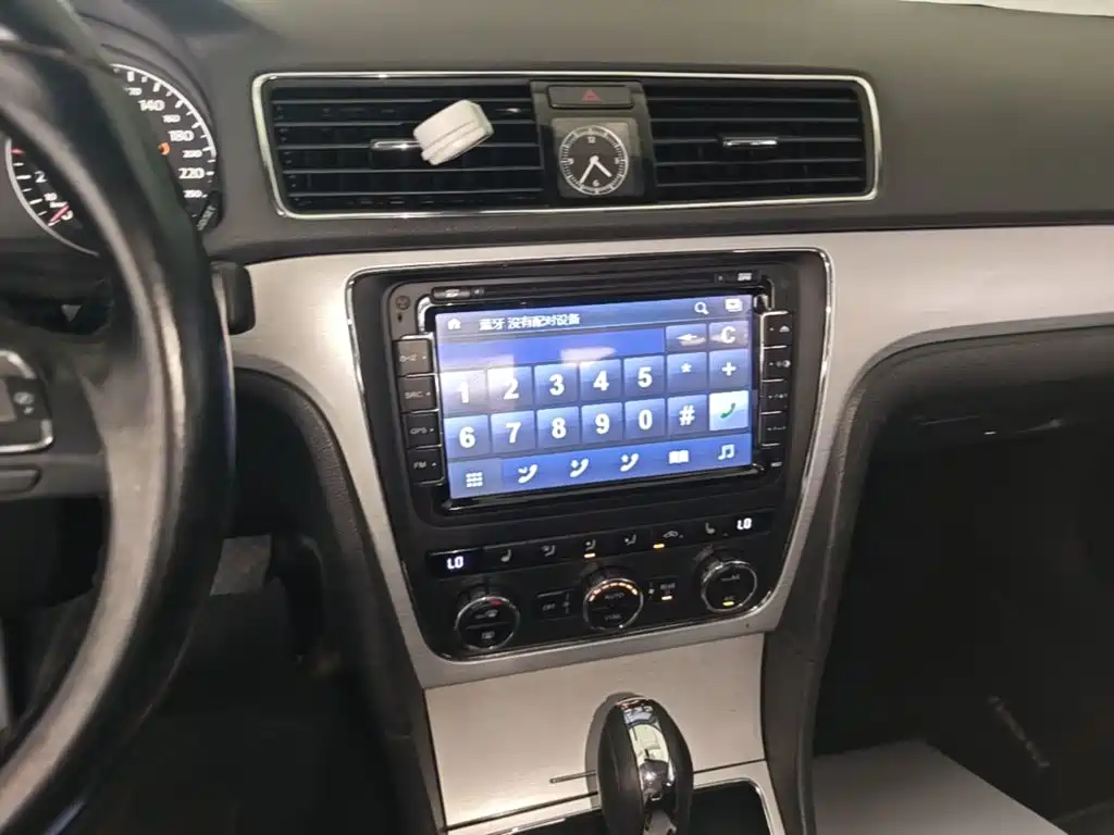 Volkswagen Passat — миниатюра 13