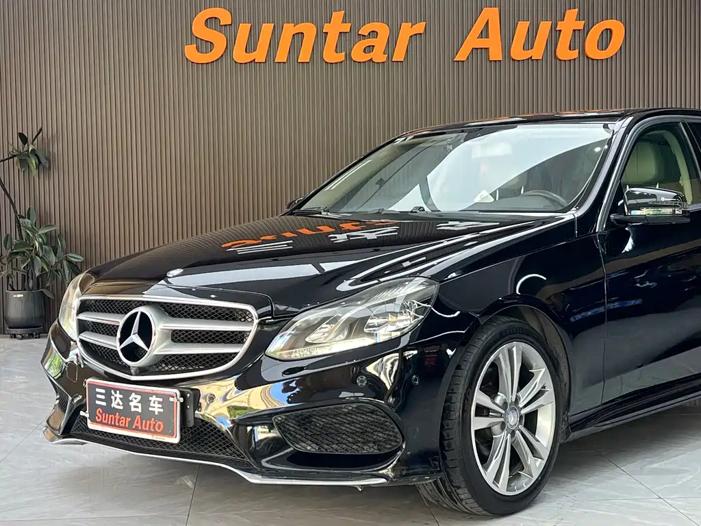 Mercedes-Benz E-Class — миниатюра 12