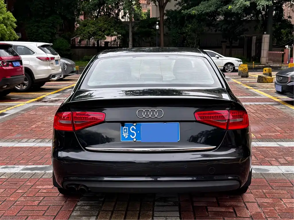 Audi A4L 2013 35 TFSI AT