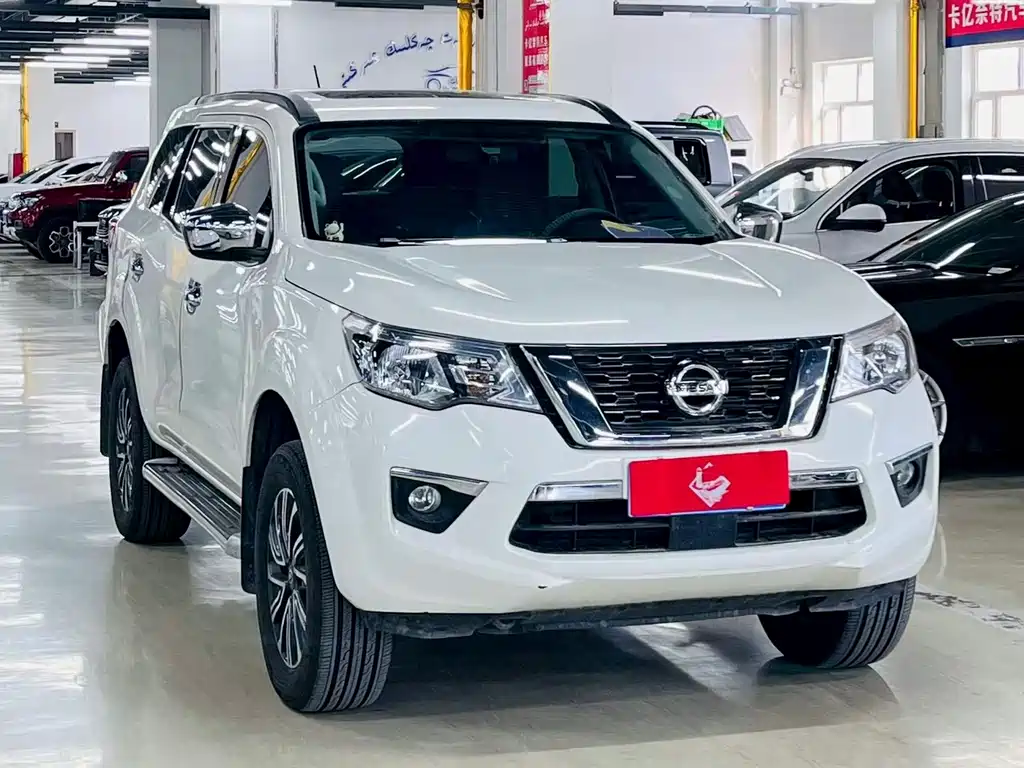 Nissan Terra — миниатюра 3