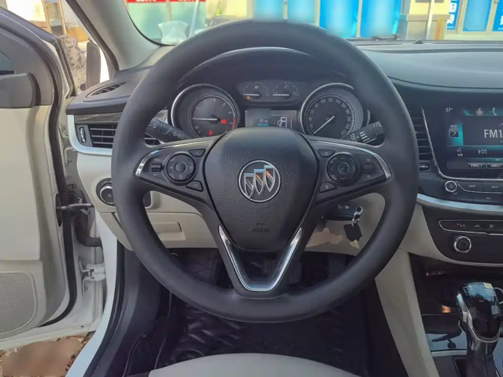 Buick Verano — миниатюра 11