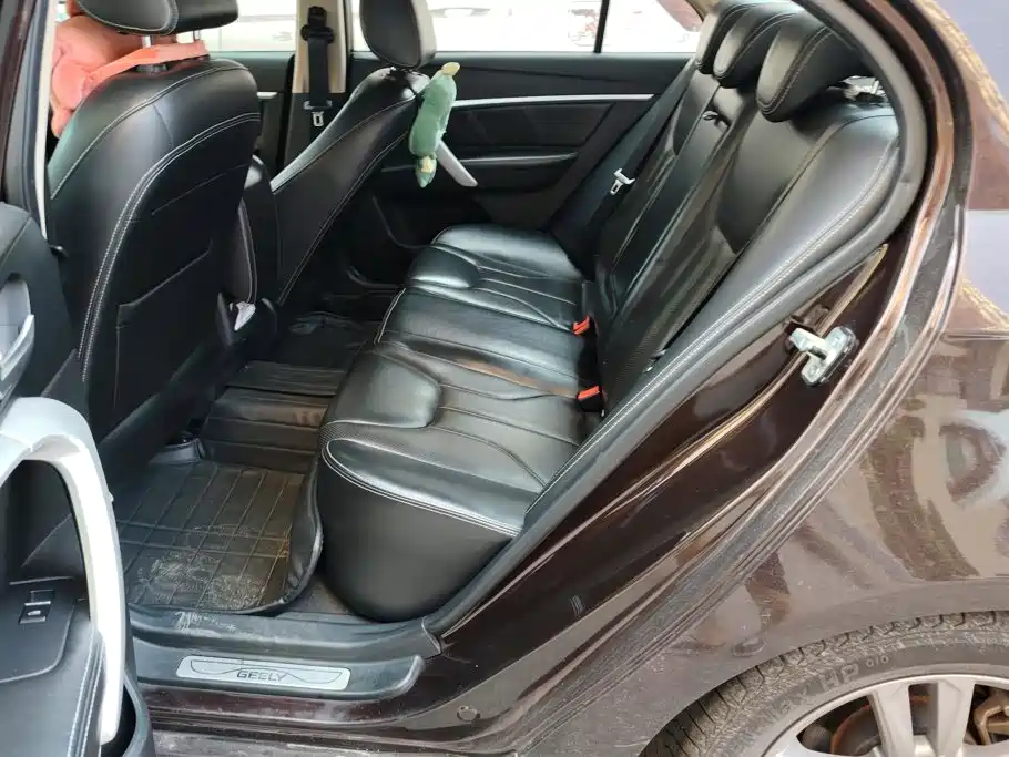 Geely Emgrand — миниатюра 11