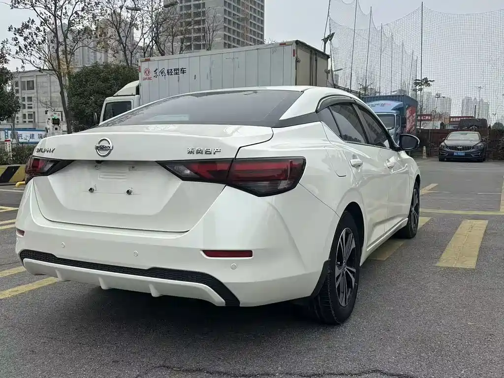 NISSAN XUAN YI