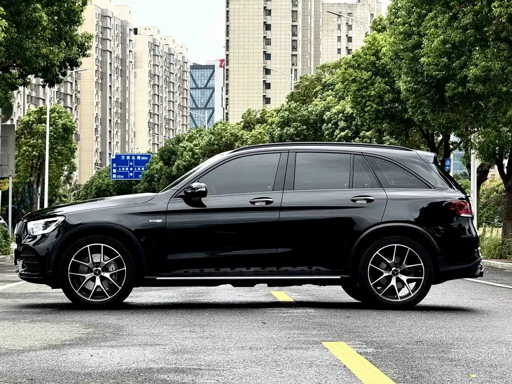 Mercedes-Benz GLC AMG — миниатюра 3