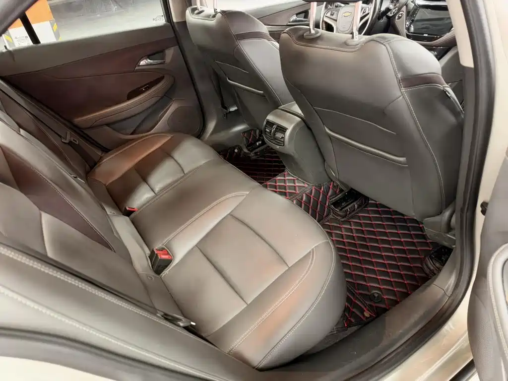 Chevrolet Malibu — миниатюра 7