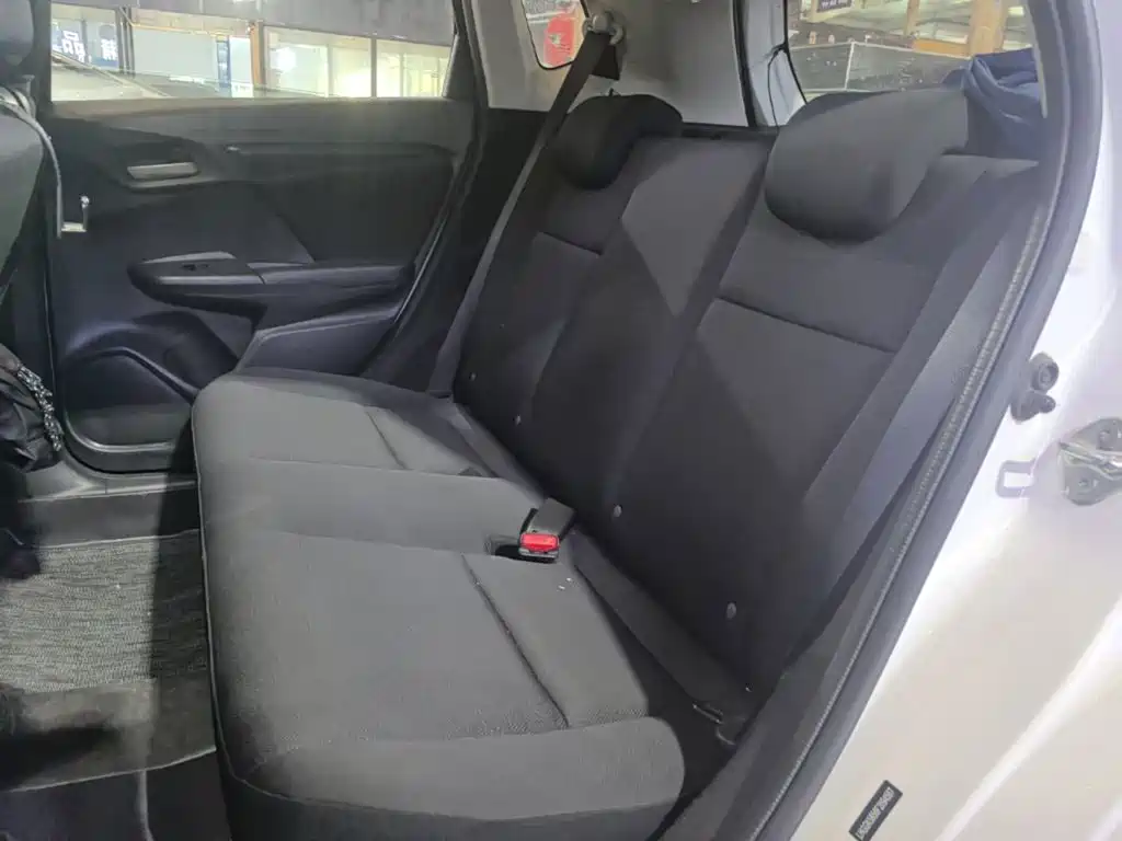 Honda Fit — миниатюра 17