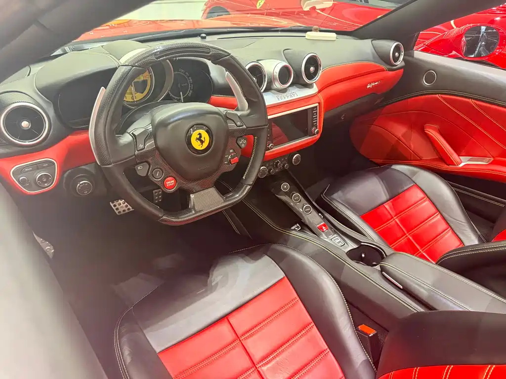 Ferrari California T 2015 3.9T