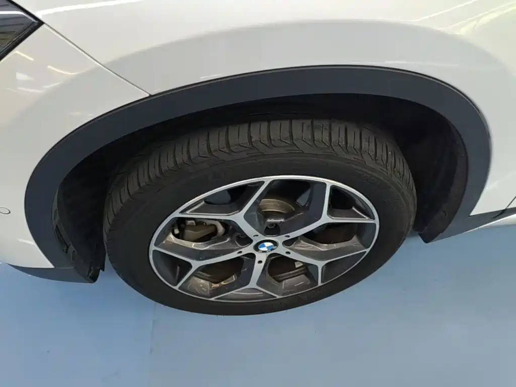 BMW X1 — миниатюра 23