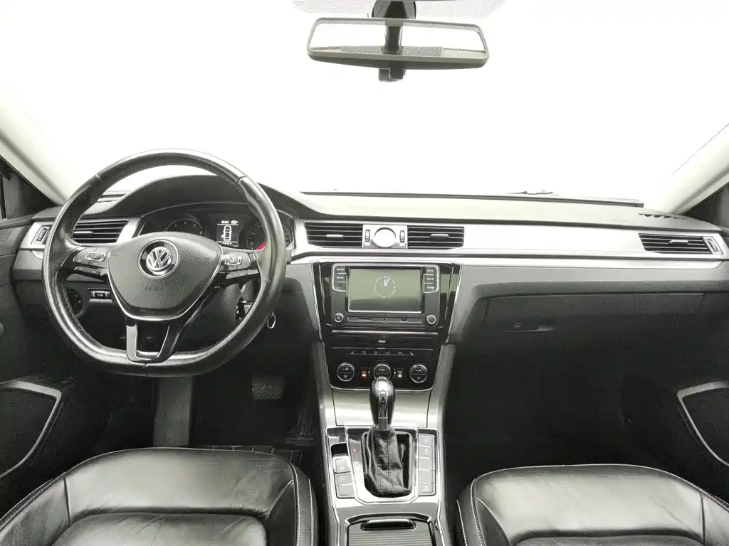 Volkswagen Passat — миниатюра 5