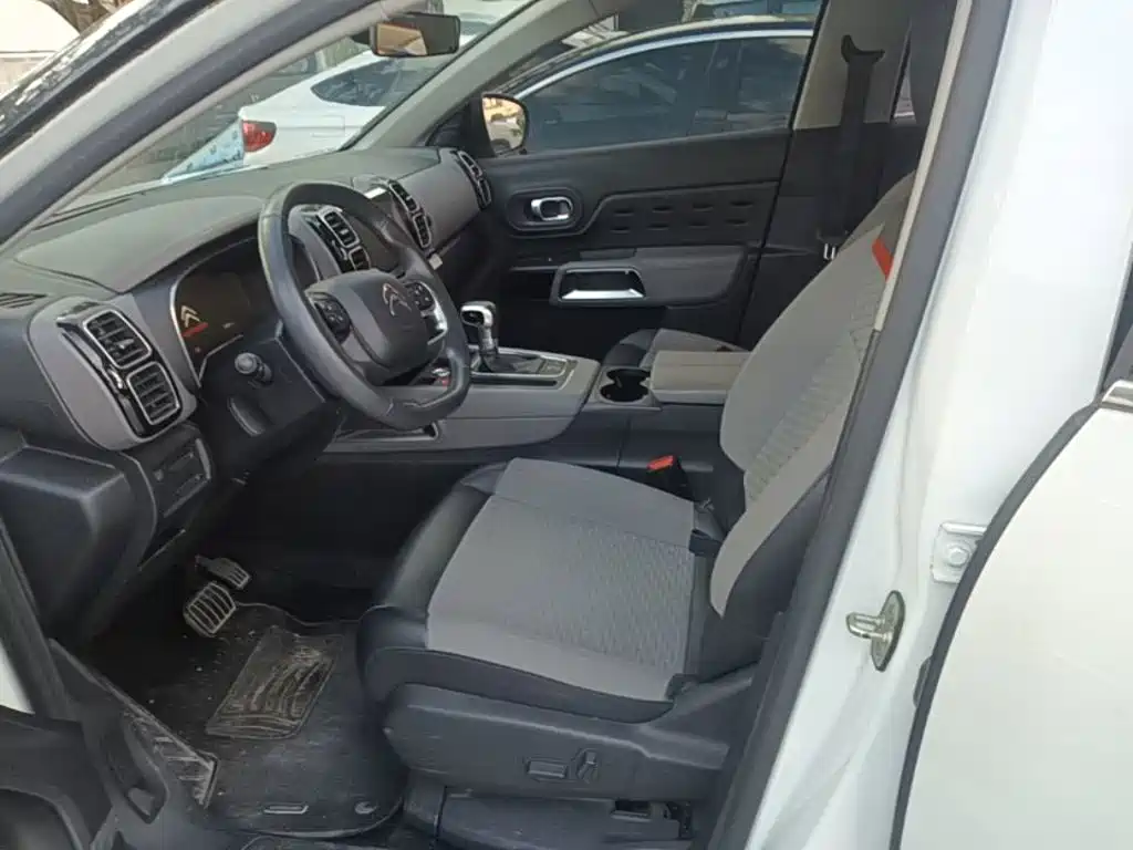 Citroen C5 AIRCROSS — миниатюра 15