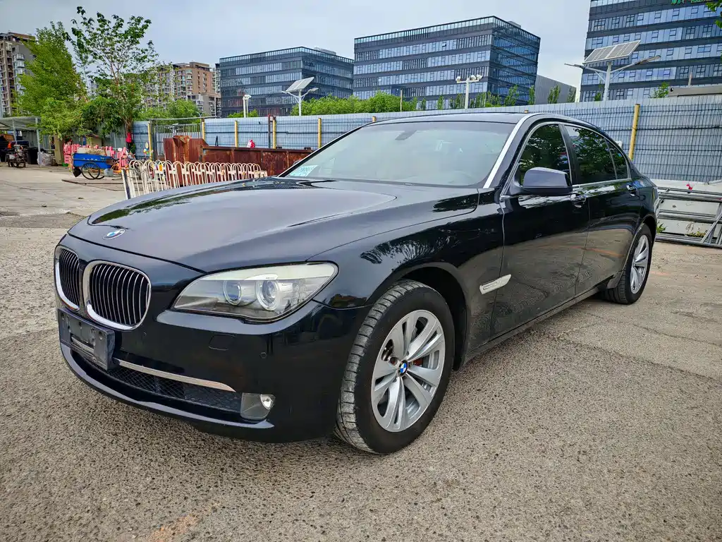 BMW 7 Series 2011