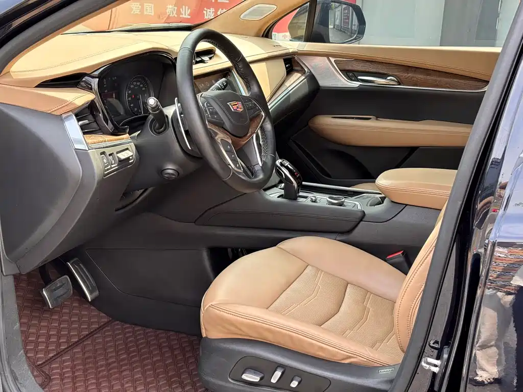 Cadillac XT5 — миниатюра 4