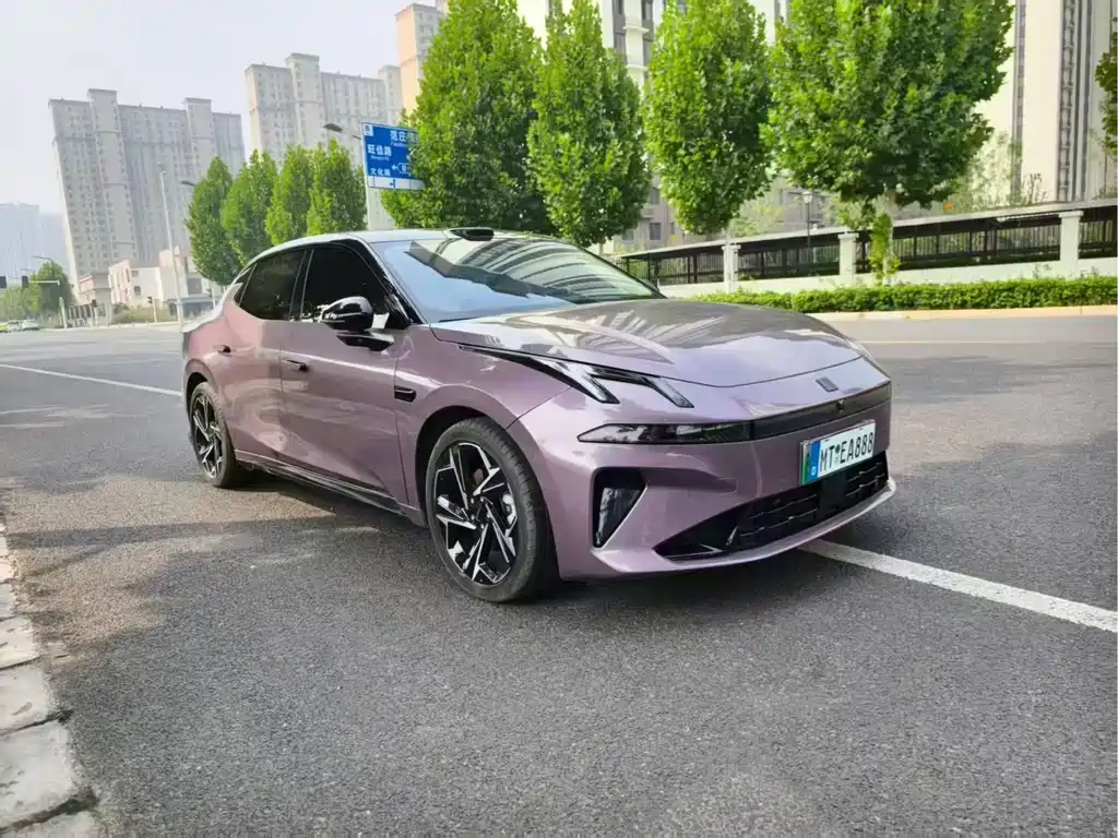 Lynk & Co 07 EM-P — миниатюра 3
