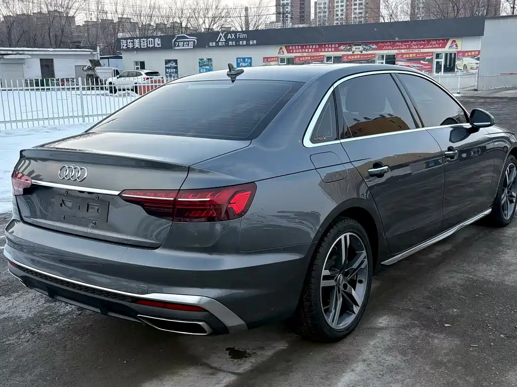 AUDI A4L