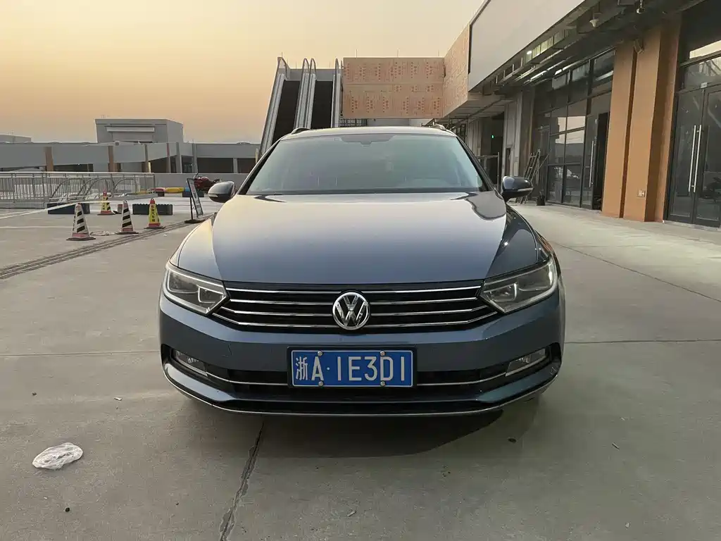 VOLKSWAGEN WEI LAN