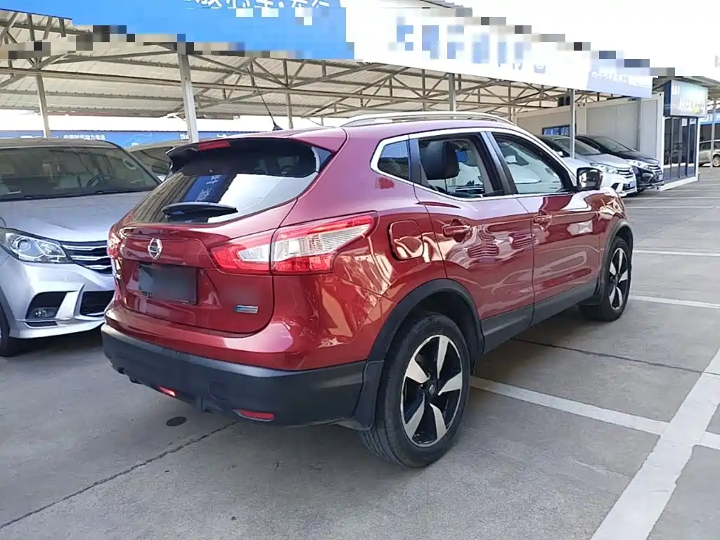 Nissan Qashqai — миниатюра 7