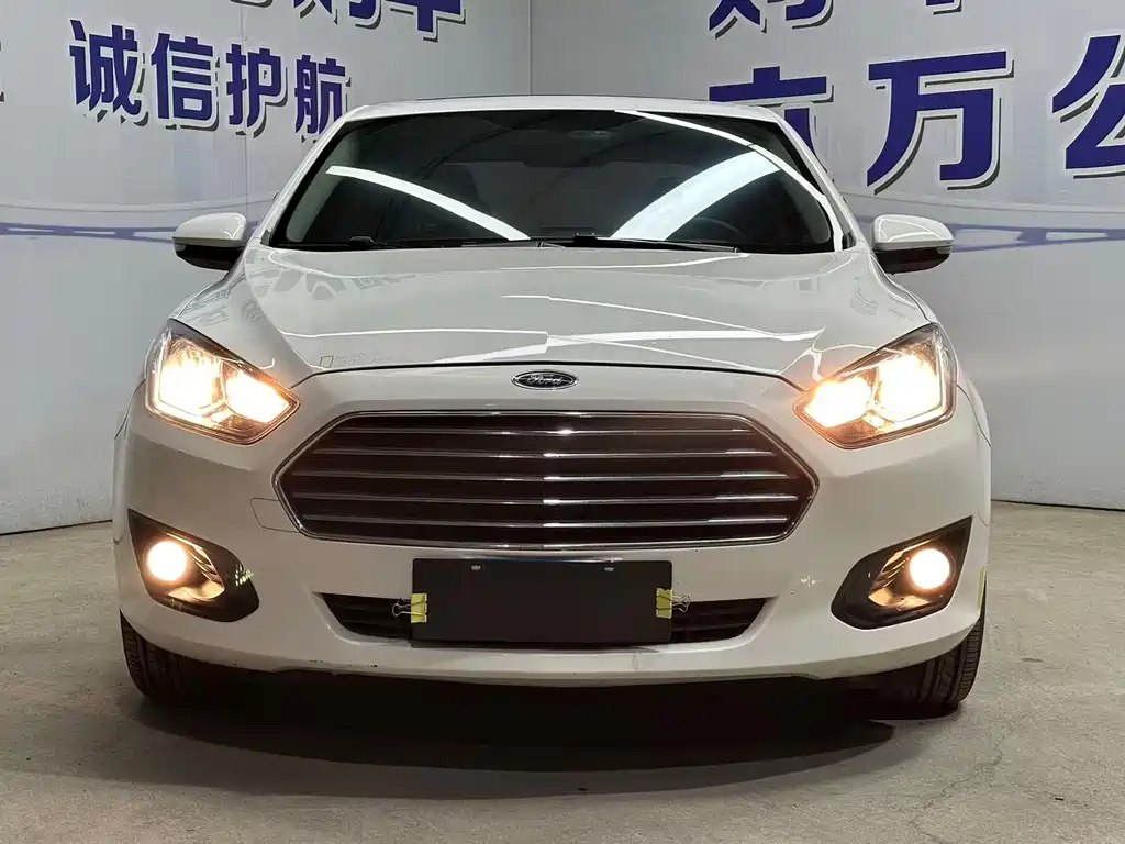 Ford Escort — миниатюра 2