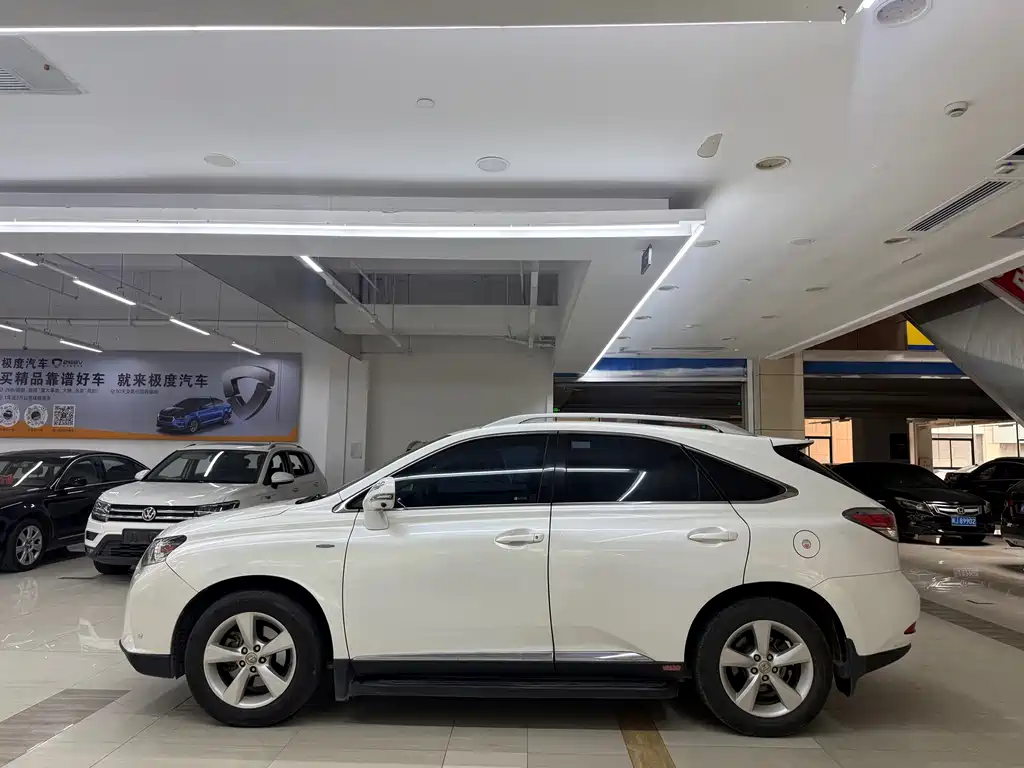 Lexus RX Classic — миниатюра 3