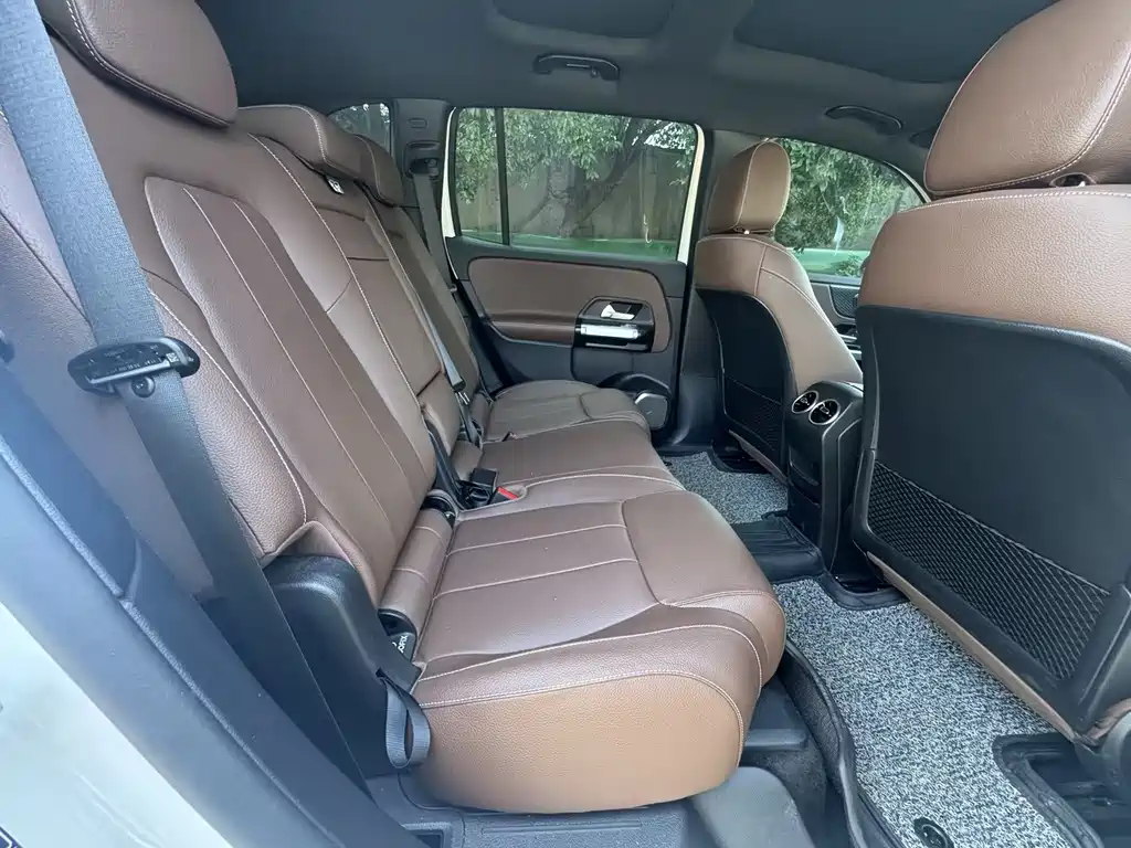 Mercedes-Benz EQB — миниатюра 14