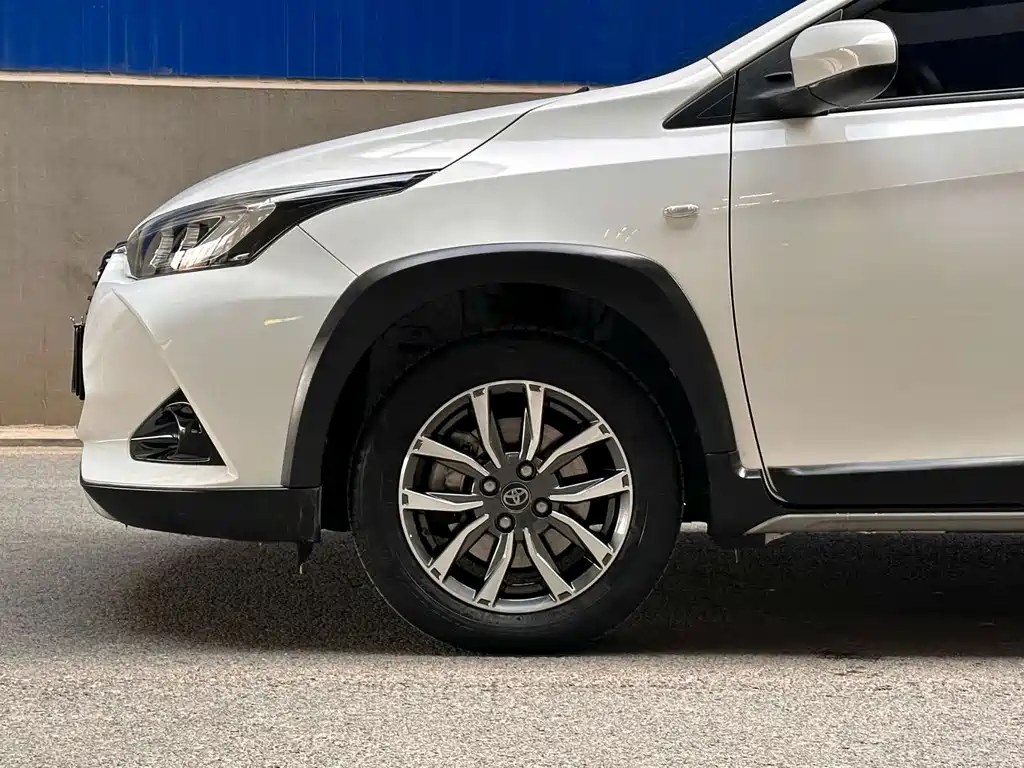 TOYOTA YARIS L ZHIXUAN