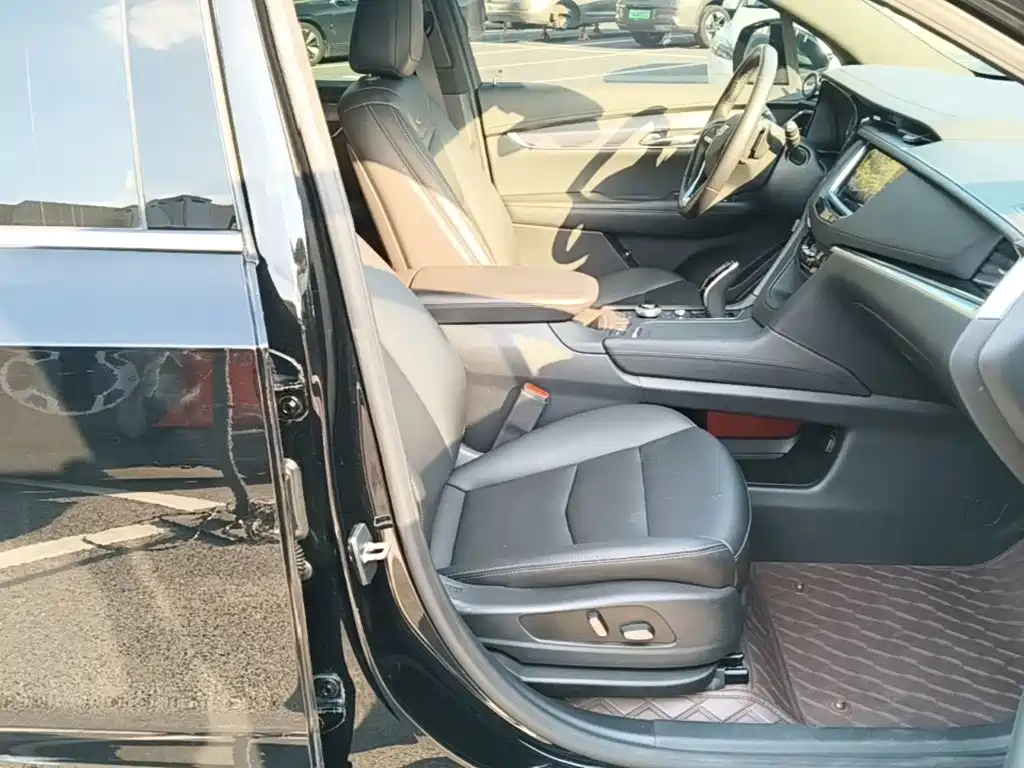 Cadillac XT6 — миниатюра 25
