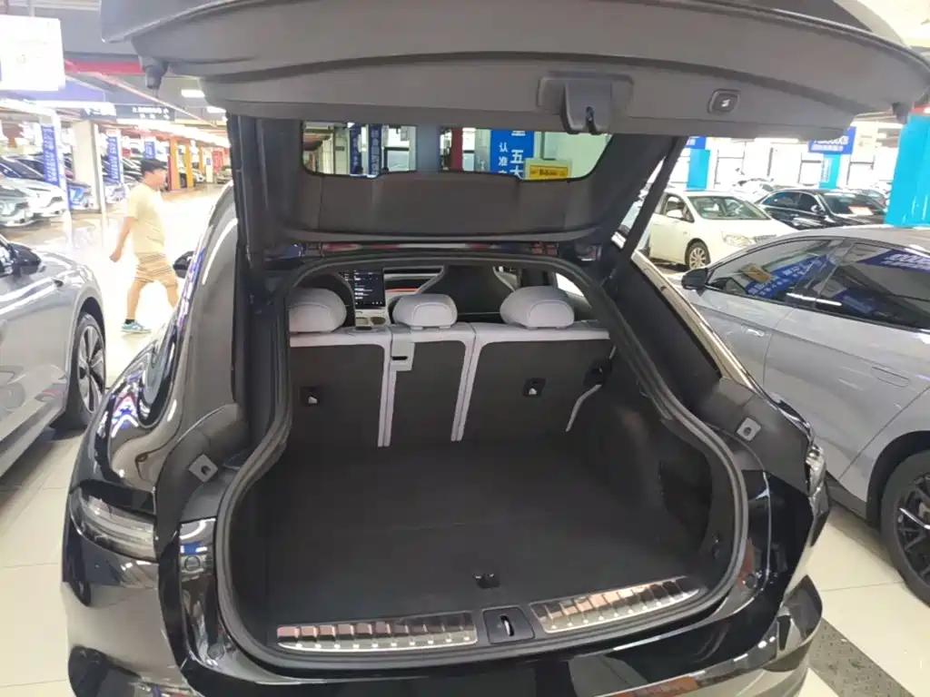 NIO EC6 — миниатюра 19