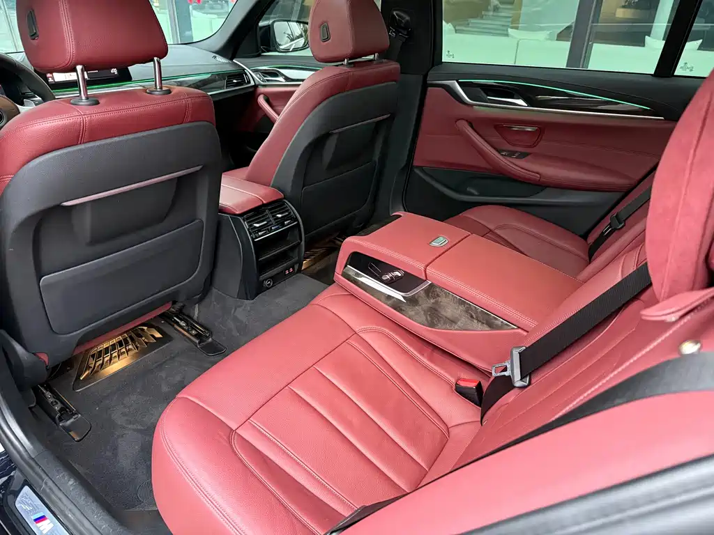 BMW 5 Series — миниатюра 15