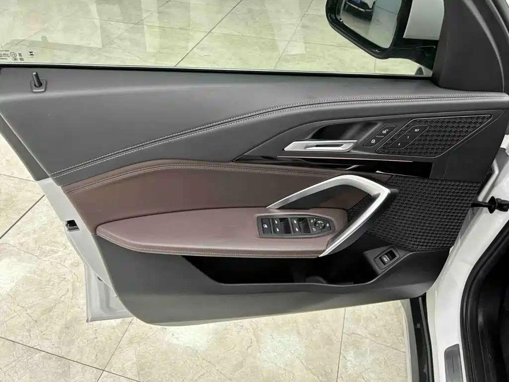 BMW X1 — миниатюра 11