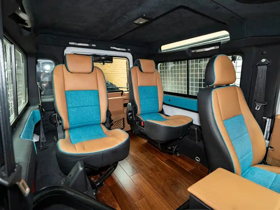 Land Rover Land Rover Defender