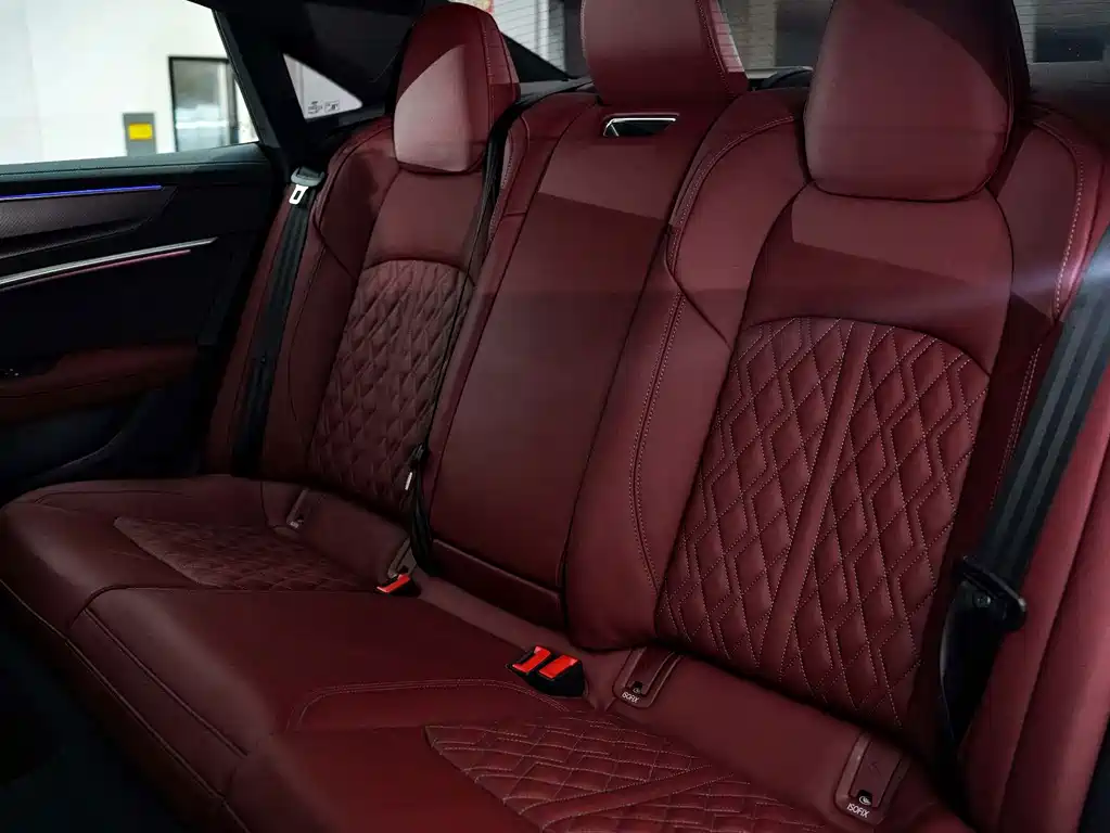 Audi A7L — миниатюра 11